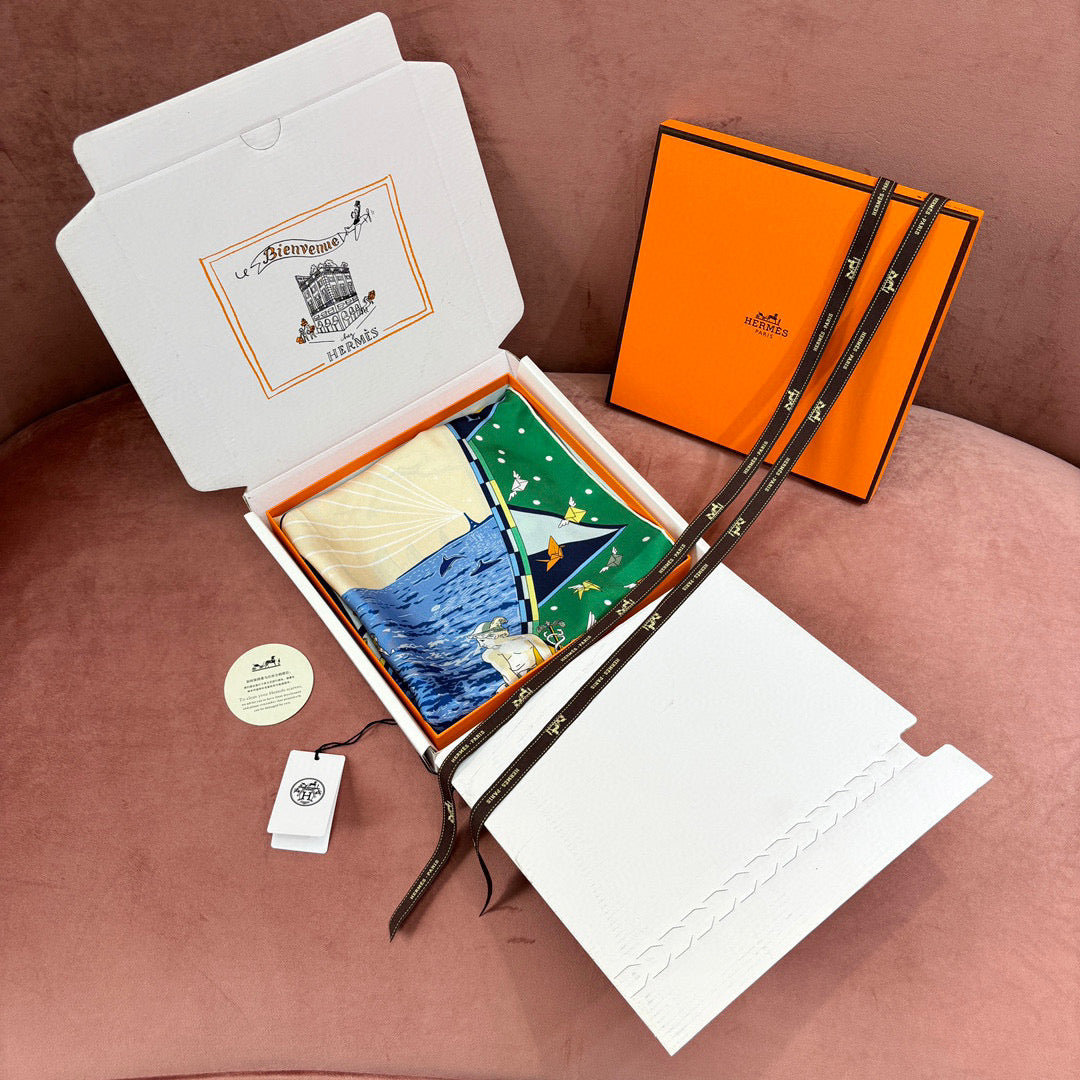 Accessories- Herm Scarve Luxury Designer Fashion Accessory