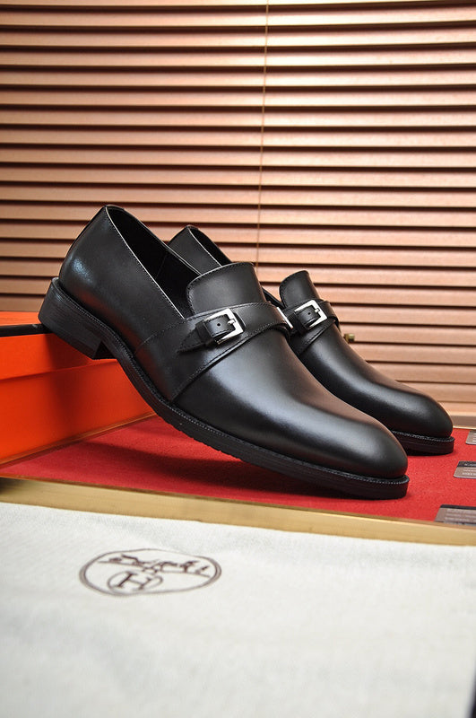 Hermes shoes Style 069 - close-up of classic monogram styling