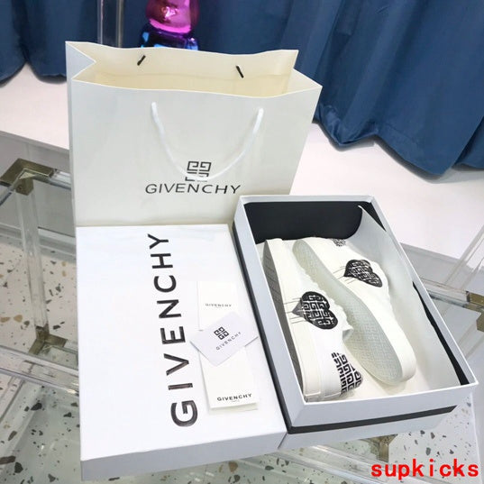 Givenchy Burgundy Classic Ballet Flats - Side Profile View