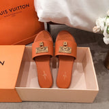 Full silhouette view of Louis Vuitton luxury piece style No.025