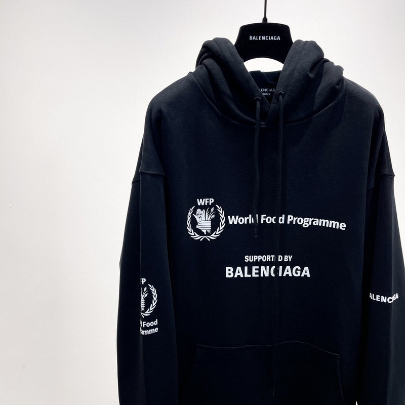 Styling view of Balenciaga luxury piece style No.351
