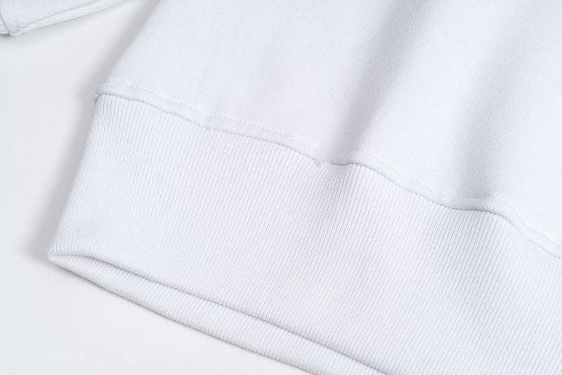 Front view of Burberry luxury piece style No.518