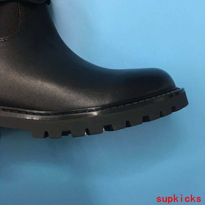 Dior shoes Style 022 - back heel detail