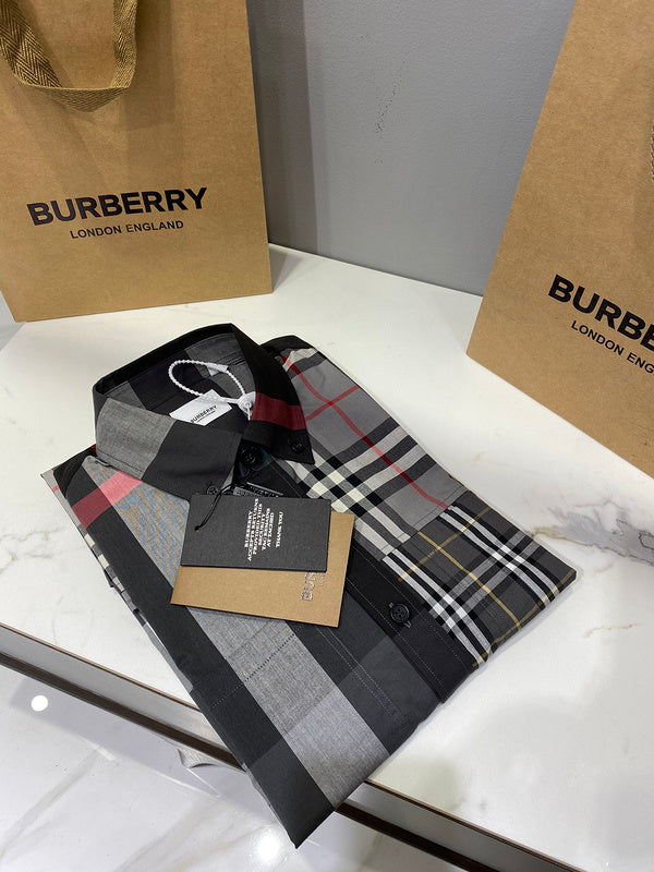 Side profile view of Burberry luxury piece style No.018