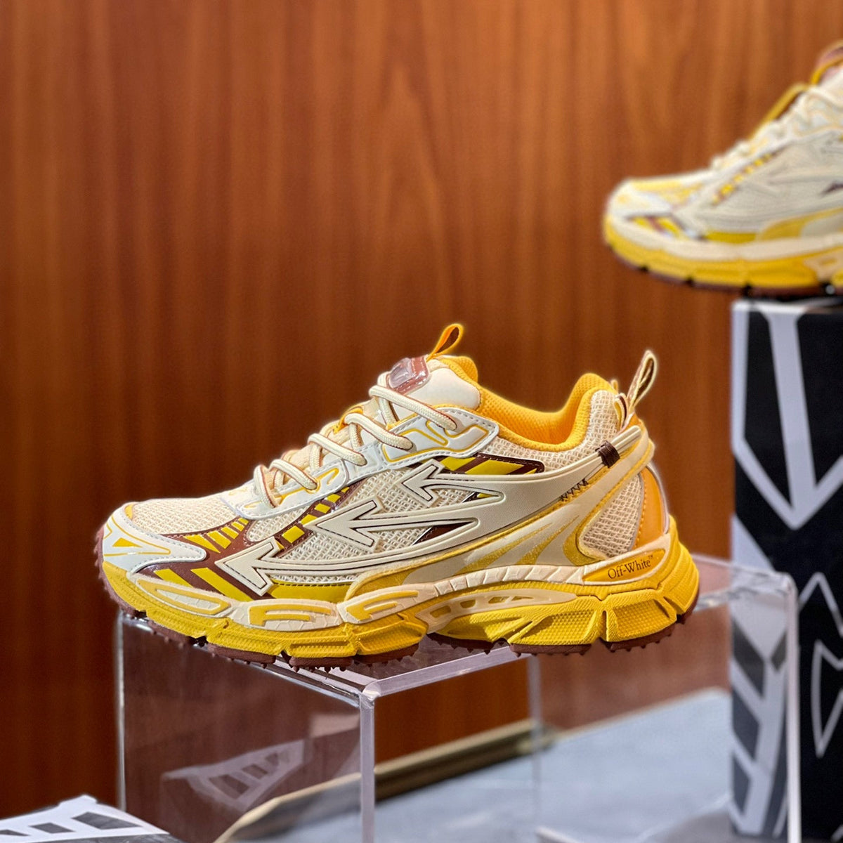 Shoes- Off W x Virgil Abloh Trainers Luxury Lifestyle Designer Footwear