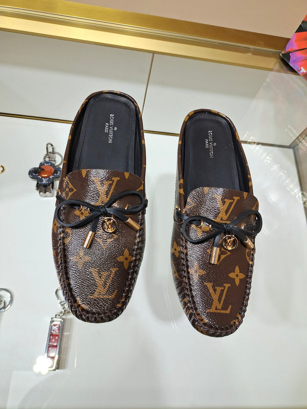 Louis Vuitton Tan Pointed-Toe Flats - Detail Shot of Craftsmanship