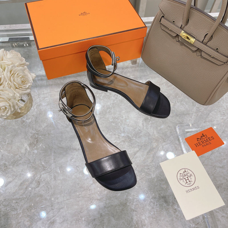 Hermes shoes Style 323 - full pair display
