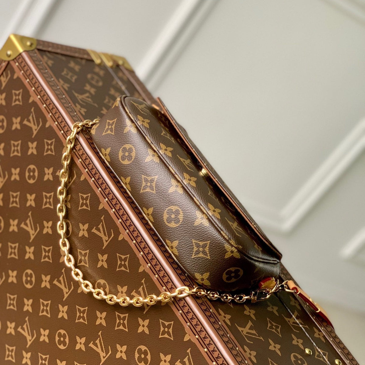 Louis Vuitton Wallets- Louis Vuitton Lou Ivy Wallet On Chain Bag Compact Luxury Card Wallet
