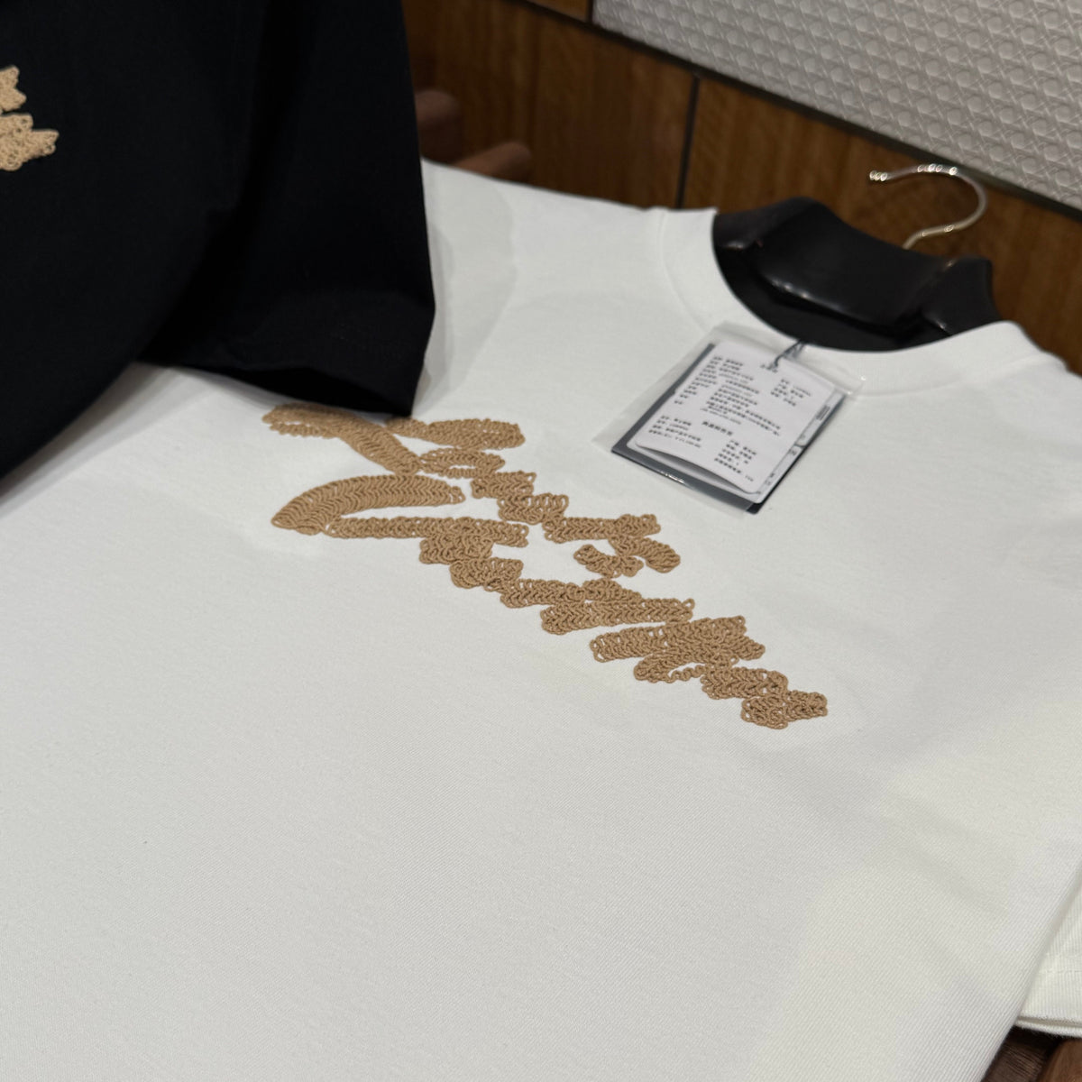 Louis Vuitton T-Shirts- Louis Vuitton Lou T-shirt Casual Everyday Designer Tee