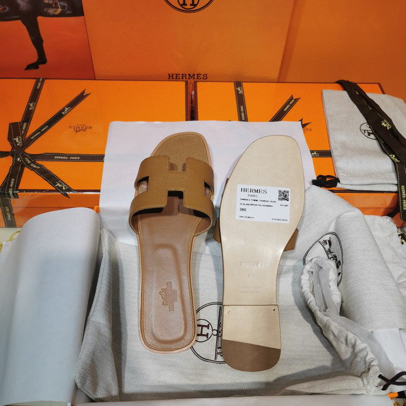Hermes sandals Style 074 - angled studio shot