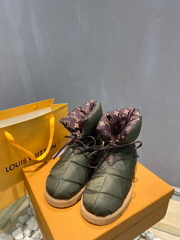 Louis Vuitton shoes Style 191 - sole and craftsmanship detail
