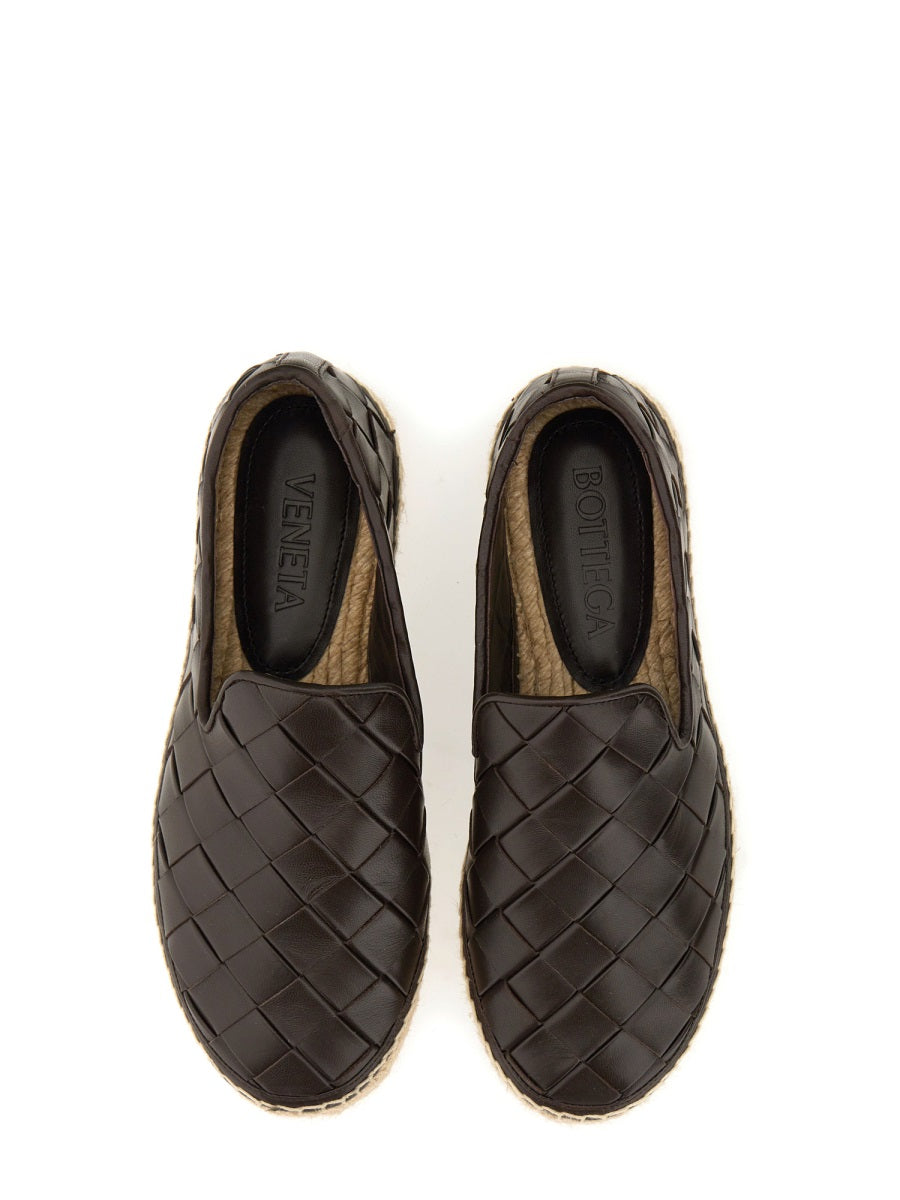 Bottega Veneta premium flats detail and craftsmanship close-up