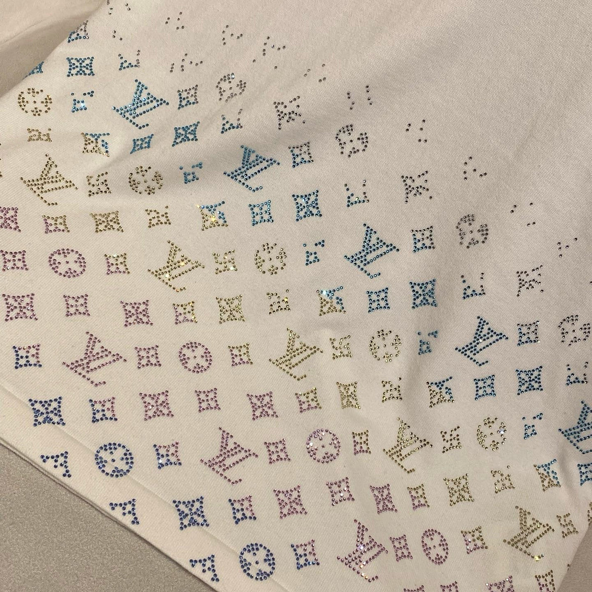 Louis Vuitton T-Shirts- Louis Vuitton Lou T-shirt Casual Everyday Designer Tee