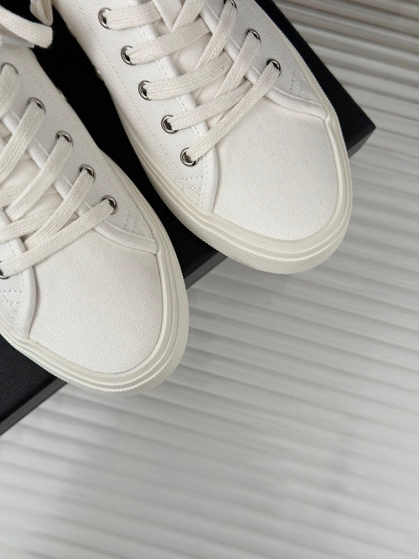 Close-up detail view of Saint Laurent luxury piece style No.024