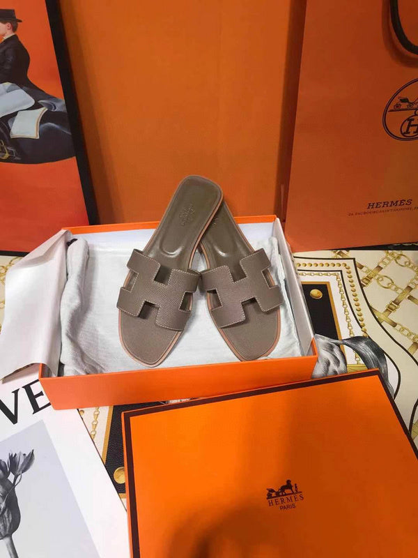 Hermès Grey Crisscross Strap Sandals - Sole Detail View