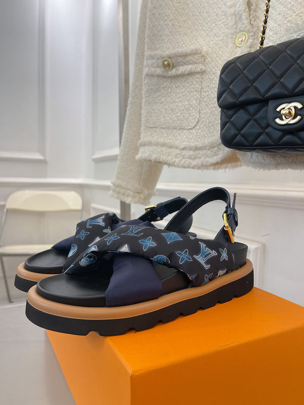 Louis Vuitton shoes Style 406 - interior and comfort detail