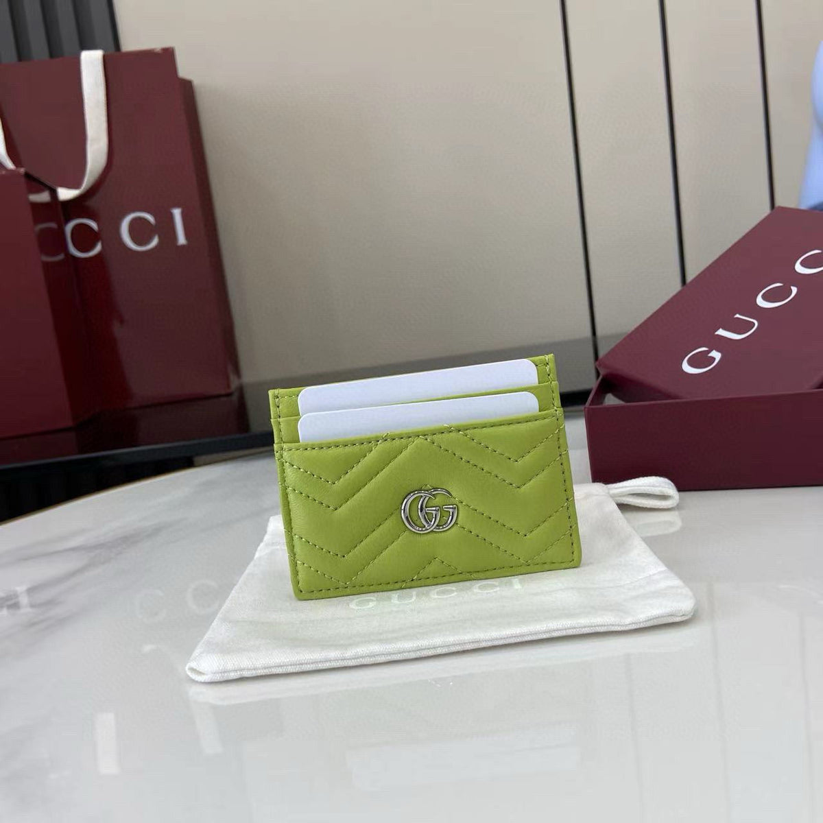 Gucci Wallets- Gucci Card Holder Elegant Everyday Leather Wallet