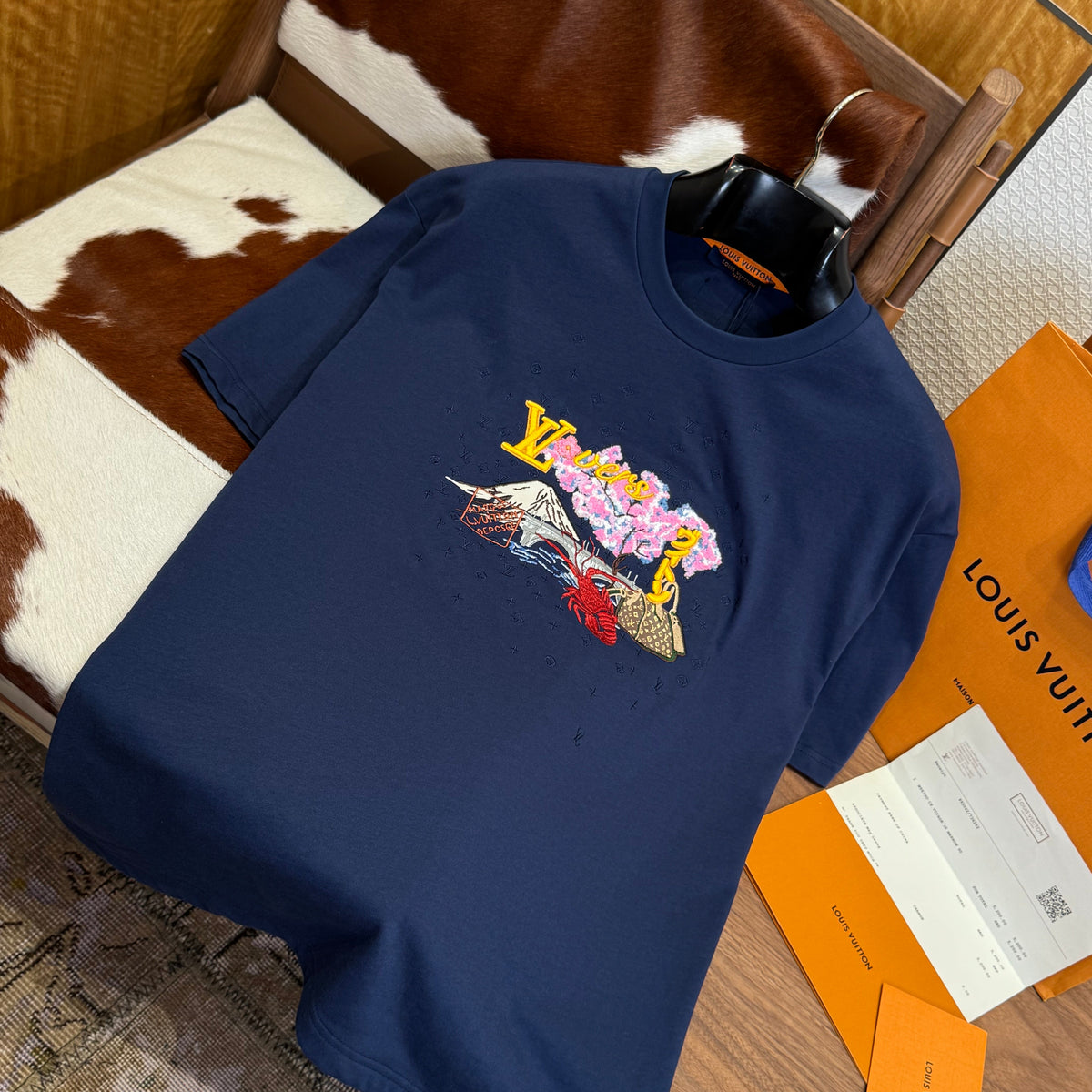Louis Vuitton T-Shirts- Louis Vuitton Lou T-shirt Premium Designer Cotton T-Shirt