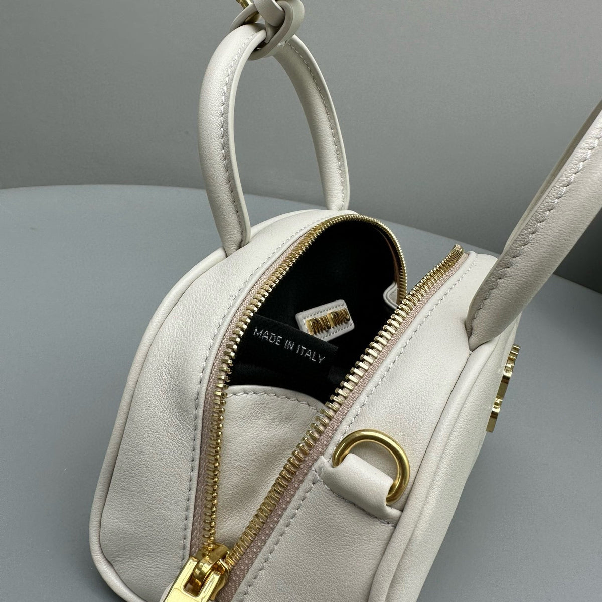 Bags- Miu M Leather Top Handle Bag Luxury Designer Leather Handbag