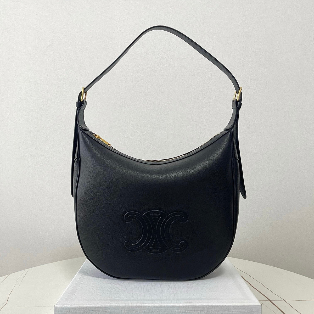 Bags- Cel Medium Heloise Bag Elegant Everyday Designer Handbag