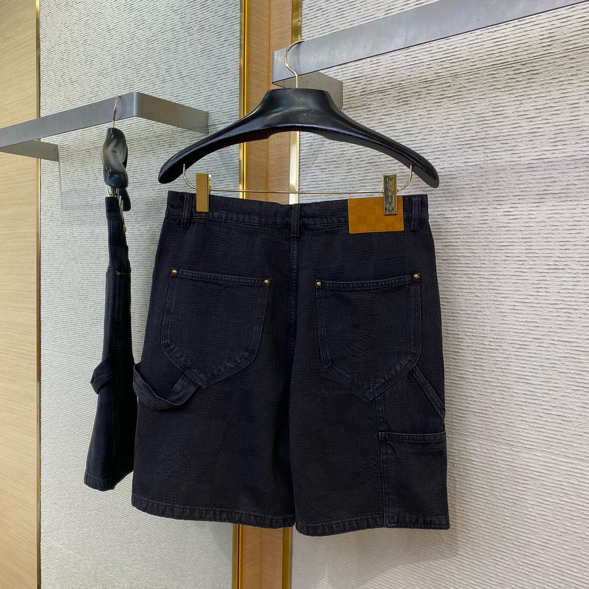 Louis Vuitton Jeans- Louis Vuitton Lou Denim Shorts Classic Everyday Designer Jeans
