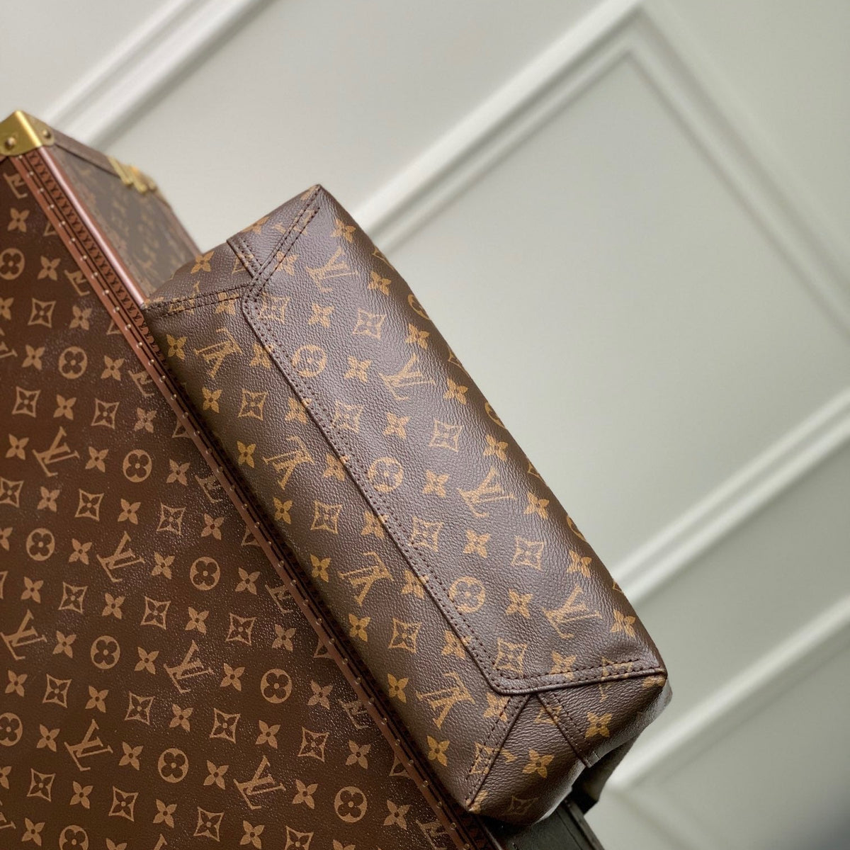 Louis Vuitton Bags- Louis Vuitton Lou Atlantis Gm Bag Elegant Everyday Designer Handbag