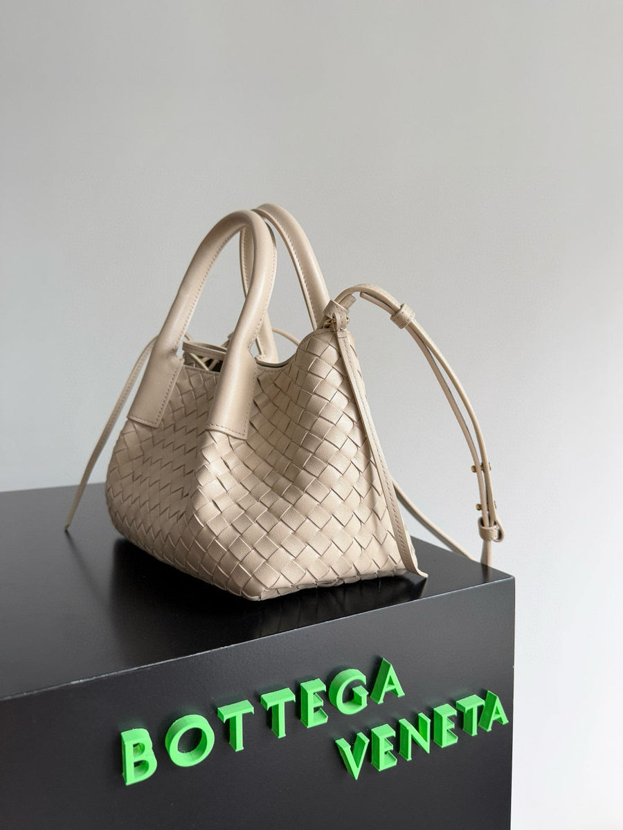 Bags? Bott V Small Pinacoteca Bag Elegant Everyday Designer Handbag
