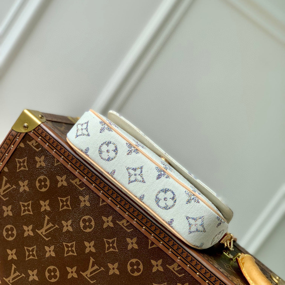 Louis Vuitton Wallets- Louis Vuitton Lou Ivy Wallet On Chain Bag Compact Luxury Card Wallet