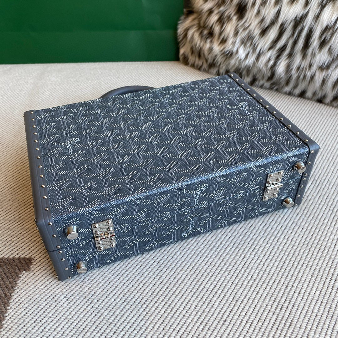 Bags- Goya Grand Hotel Trunk Bag Premium Designer Shoulder Bag
