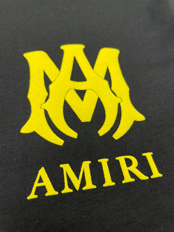 Three-quarter angle view of Amiri luxury piece style No.040