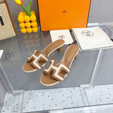 Hermes shoes Style 317 - full pair display