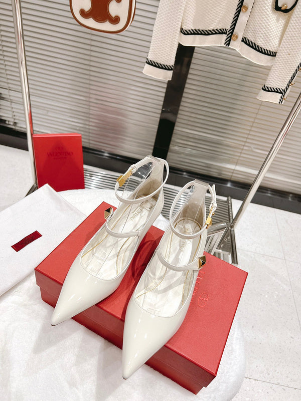 Side profile view of Valentino Garavani luxury piece style No.200