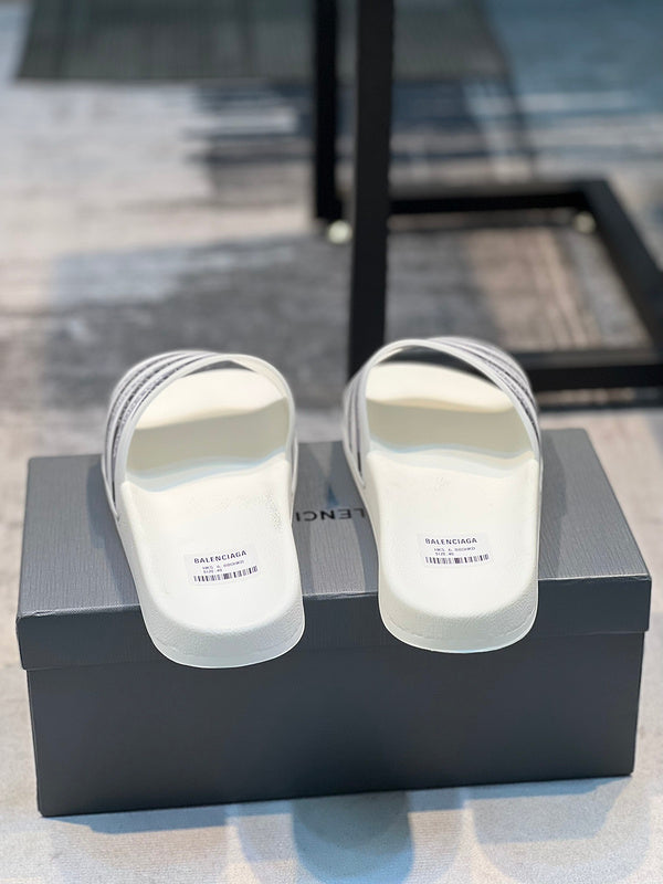 Balenciaga sandals Style 024 - logo and branding close-up