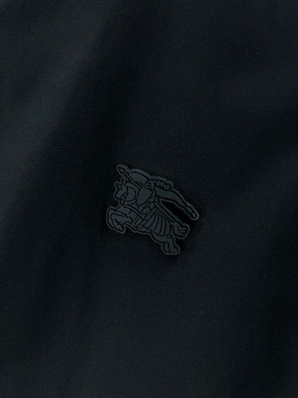 Full silhouette view of Burberry luxury piece style No.363