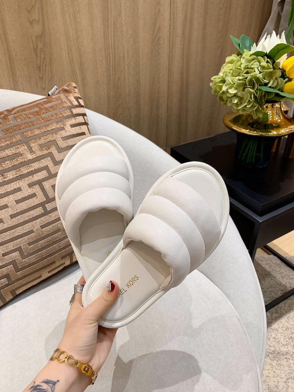 Balenciaga sandals Style 117 - side profile detail