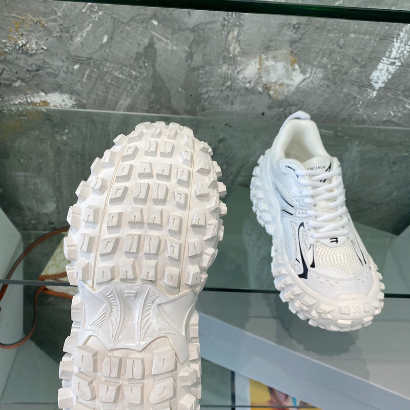 Balenciaga shoes Style 086 - logo and branding close-up