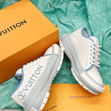 Louis Vuitton shoes Style 369 - interior and comfort detail