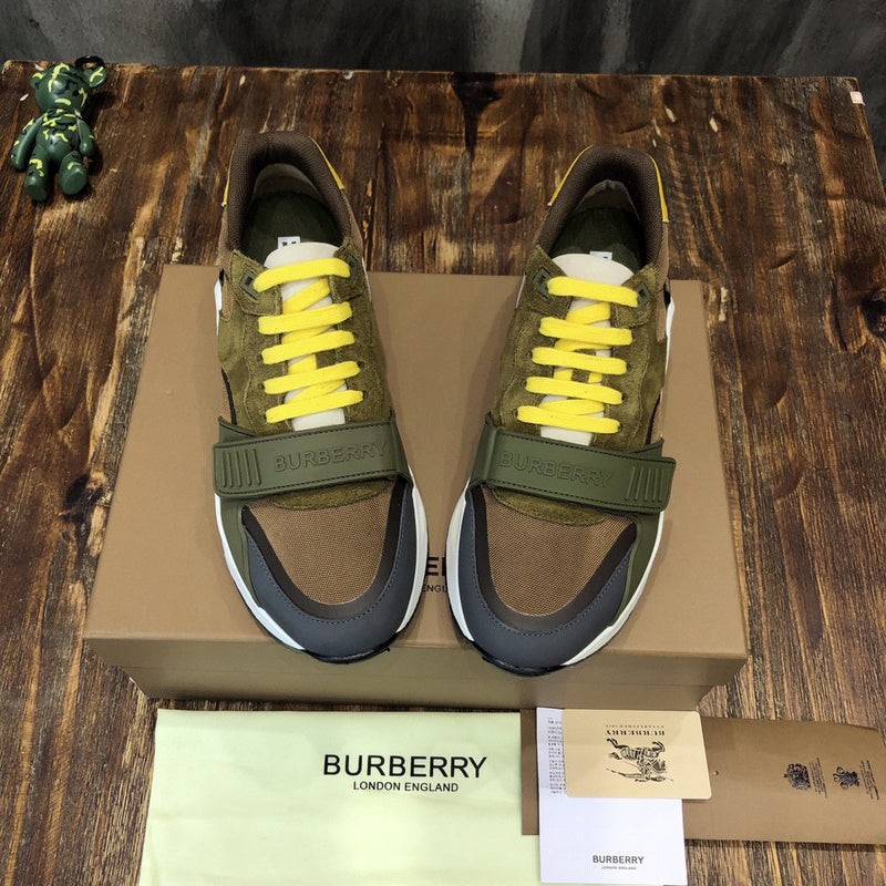 Burberry shoes Style 222 - packaging and accessories