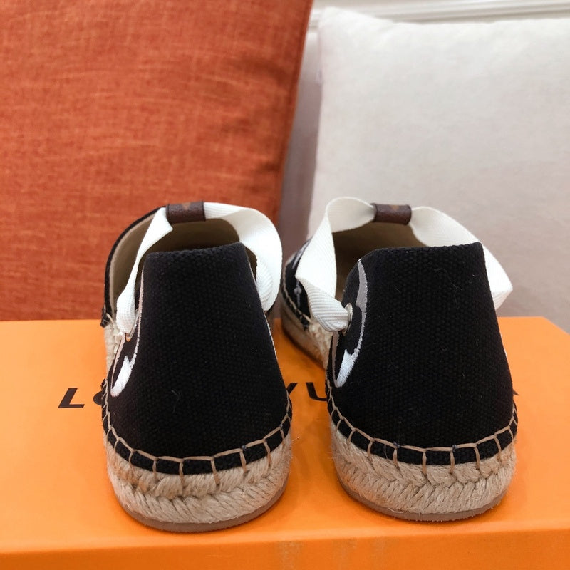 Louis Vuitton shoes Style 289 - top view showing design