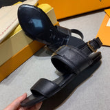 Side profile view of Louis Vuitton luxury piece style No.046