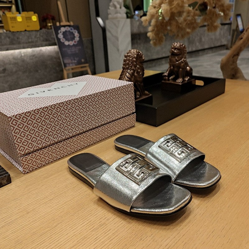 Givenchy shoes Style 141 - packaging and accessories