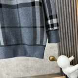 Texture and finish detail of Burberry luxury piece style No.334