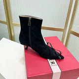 Close-up detail view of Roger Vivier luxury piece style No.060