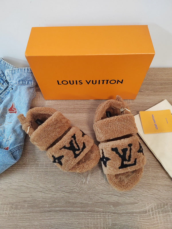 Louis Vuitton shoes Style 331 - interior and comfort detail