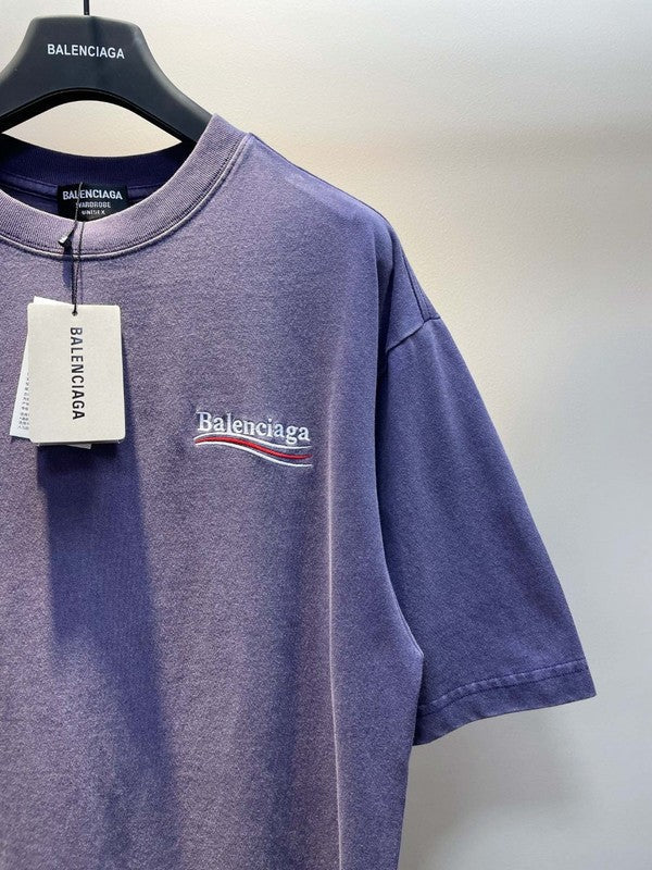 Three-quarter angle view of Balenciaga luxury piece style No.343