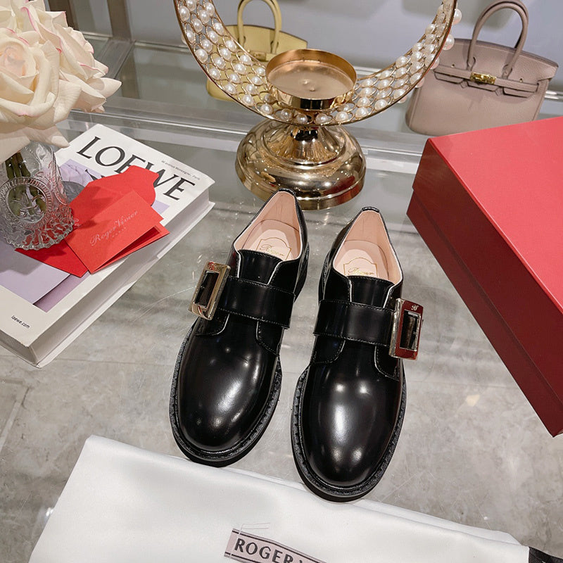 Roger Vivier shoes front view designer style