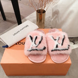 Side profile view of Louis Vuitton luxury piece style No.036