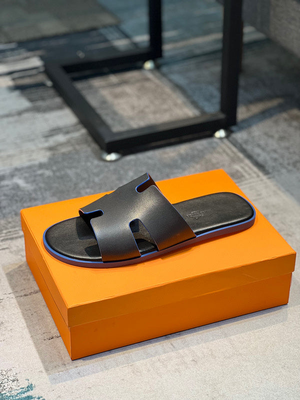 Hermes shoes Style 013 - angled studio shot