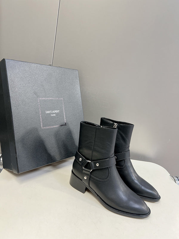 Side profile view of Saint Laurent luxury piece style No.019