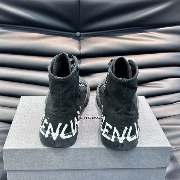 Balenciaga shoes Style 073 - side profile detail